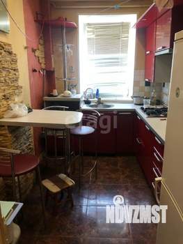 3-к квартира, вторичка, 56м2, 1/2 этаж