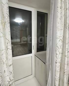 3-к квартира, вторичка, 69м2, 1/10 этаж