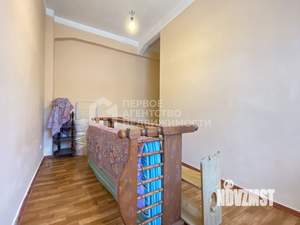 2-к квартира, вторичка, 58м2, 1/4 этаж