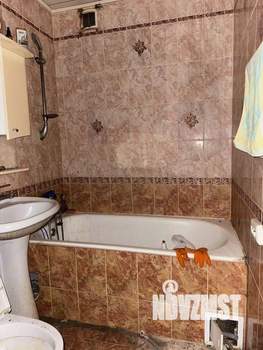 3-к квартира, вторичка, 58м2, 2/5 этаж