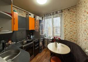 2-к квартира, вторичка, 44м2, 9/9 этаж