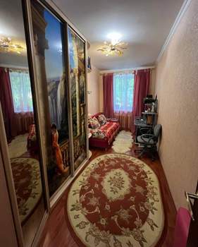 3-к квартира, вторичка, 56м2, 1/2 этаж