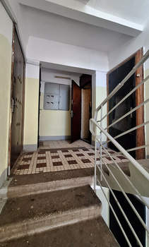 2-к квартира, вторичка, 45м2, 2/5 этаж