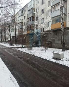 2-к квартира, вторичка, 42м2, 3/5 этаж