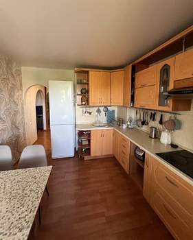 3-к квартира, вторичка, 78м2, 4/10 этаж