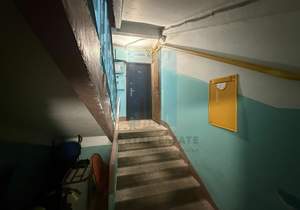 3-к квартира, вторичка, 58м2, 1/5 этаж