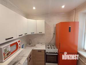 2-к квартира, вторичка, 42м2, 1/5 этаж