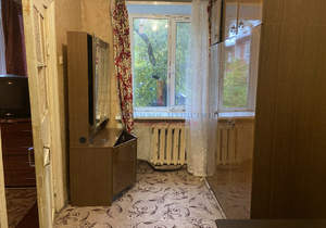 2-к квартира, вторичка, 42м2, 1/2 этаж