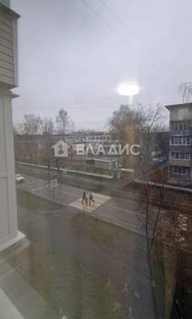 2-к квартира, вторичка, 55м2, 3/5 этаж