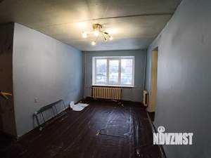 2-к квартира, вторичка, 43м2, 1/9 этаж