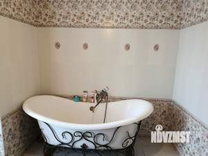 3-к квартира, вторичка, 126м2, 6/6 этаж