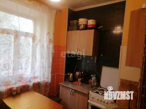4-к квартира, вторичка, 58м2, 1/3 этаж