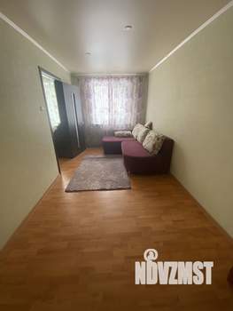 2-к квартира, вторичка, 44м2, 1/5 этаж