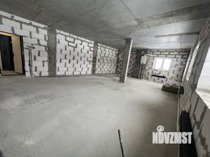 2-к квартира, вторичка, 61м2, 1/3 этаж