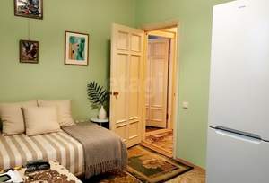 2-к квартира, вторичка, 70м2, 2/4 этаж